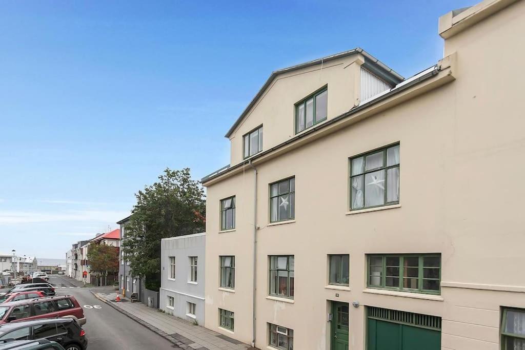 Cosy Apartment In The Old West Reykjavik Center ภายนอก รูปภาพ